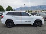 Used 2019 Jeep Grand Cherokee Altitude image 2