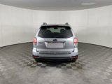 Used 2017 Subaru Forester 2.5i Premium w/ All-Weather Package image 4