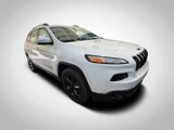 Used 2018 Jeep Cherokee Latitude w/ Altitude Package image 2