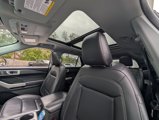 Used 2022 Ford Explorer XLT w/ Equipment Group 202A image 6