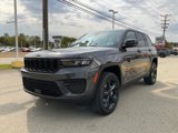 New 2025 Jeep Grand Cherokee Altitude image 4