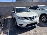 Used 2015 Nissan Rogue SV w/ SV Premium Package image 3