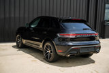 Certified 2024 Porsche Macan image 3