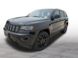 Used 2021 Jeep Grand Cherokee Laredo X image 3