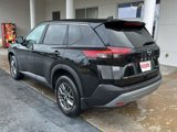 Used 2023 Nissan Rogue S image 3
