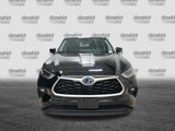Used 2021 Toyota Highlander XLE image 3