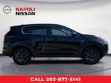 Used 2022 Hyundai Santa Fe SEL w/ Convenience Package image 2