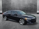 Used 2018 Honda Accord Touring image 3