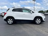 Used 2020 Chevrolet Trax LT w/ LT Convenience Package image 2