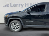 New 2025 Jeep Compass Latitude image 2