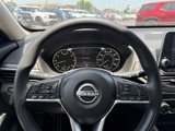 Used 2023 Nissan Altima 2.5 SV image 5