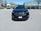 Used 2024 Ford Edge Titanium image 2