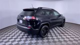 Used 2023 Jeep Cherokee Altitude Lux image 5