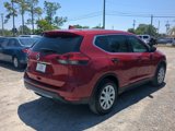 Used 2017 Nissan Rogue S image 3