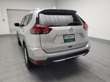 Used 2018 Nissan Rogue SV image 6