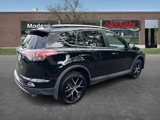 Used 2016 Toyota RAV4 SE image 4