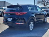 Used 2018 Kia Sportage LX image 3