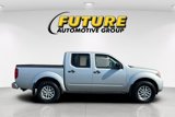 Used 2019 Nissan Frontier SV image 2