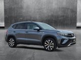 Used 2024 Volkswagen Taos SE image 3