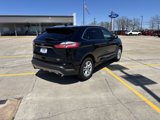 Used 2020 Ford Edge SEL w/ Convenience Package image 4