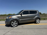 Used 2011 Kia Soul ! image 2