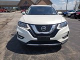 Used 2020 Nissan Rogue SV image 2