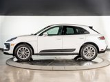 Used 2025 Porsche Macan image 2