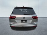 Used 2021 Volkswagen Tiguan SE w/ Panoramic Sunroof Package image 4
