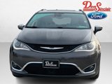 Used 2020 Chrysler Pacifica Limited w/ Tire & Wheel Group image 2