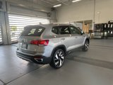 Certified 2024 Volkswagen Taos SEL image 3