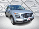 Used 2020 Hyundai Venue SEL image 2