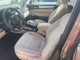 Used 2019 Subaru Outback 2.5i Premium image 3