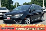 Used 2018 Chrysler Pacifica Touring-L w/ Tire & Wheel Group image 3