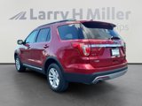 Used 2017 Ford Explorer XLT image 3