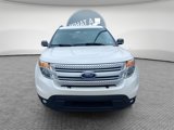 Used 2015 Ford Explorer XLT image 2