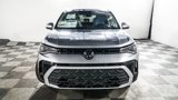 New 2025 Volkswagen Taos SE image 2