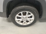 Used 2015 Jeep Cherokee Latitude w/ Comfort/Convenience Group image 3