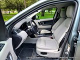 Used 2017 Land Rover Discovery Sport SE image 3