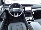 New 2023 Jeep Grand Cherokee Limited w/ Luxury Tech Group II image 5