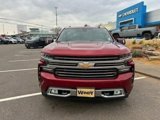 Used 2019 Chevrolet Silverado 1500 High Country w/ Technology Package image 3