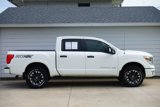 Used 2018 Nissan Titan PRO-4X image 2