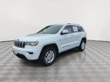 Used 2017 Jeep Grand Cherokee Laredo w/ Quick Order Package 2BE image 4