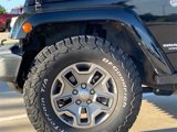Used 2017 Jeep Wrangler Unlimited Rubicon w/ Connectivity Group image 5