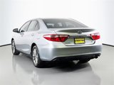 Used 2016 Toyota Camry SE image 5