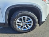 Used 2021 Chevrolet Traverse LT image 3