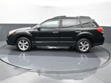 Used 2013 Subaru Outback 2.5i Limited w/ Special Appearance Pkg image 2