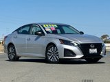 Used 2024 Nissan Altima 2.5 SV image 2