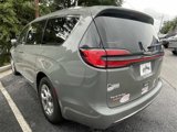 Used 2021 Chrysler Pacifica Limited image 4