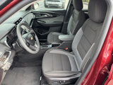 Used 2023 Chevrolet TrailBlazer LT image 2