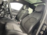 Certified 2024 Porsche Macan image 5